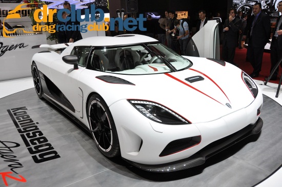 Настройка кпп в игре Drag Racing для авто Koenigsegg Agera R на одну вторую мили.